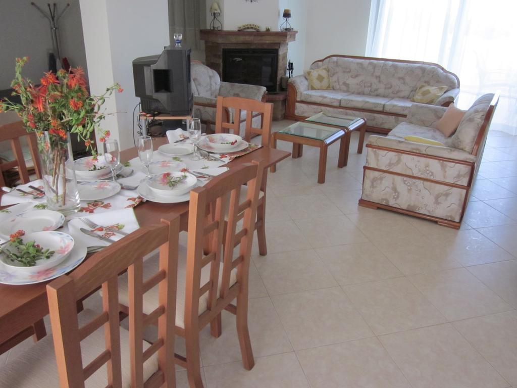 Sunshine Villa Gennadi Bilik gambar